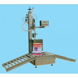 廠家直銷灌裝機(jī)，計(jì)量灌裝機(jī)